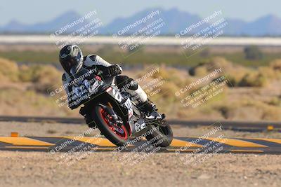 media/Nov-06-2023-Moto Forza (Mon) [[ce023d0744]]/3-Intermediate Group/Session 5 (Turn 4)/
